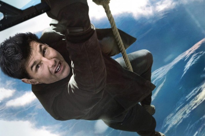 Том Круз прыгнул с парашютом 106 раз ради съемок одной сцены