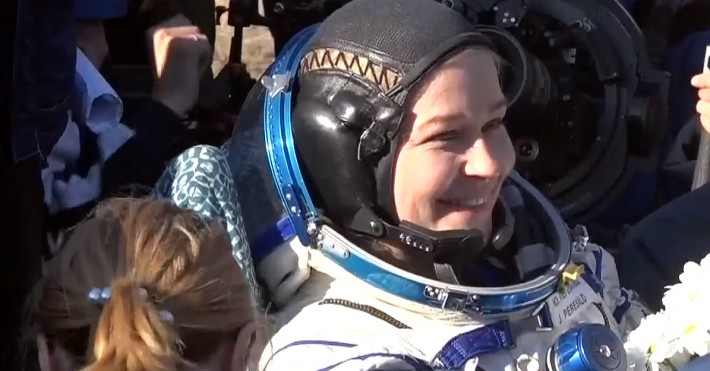 Российские кинематографисты вернулись из космоса на Землю