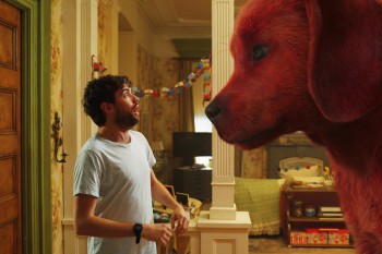 Paramount снимет сиквел фильма о гигантской красной собаке