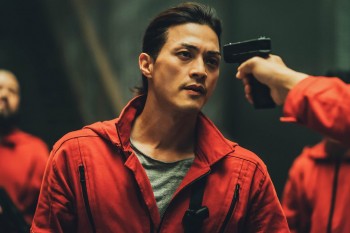 Корейский сериал "Бумажный дом: Корея" возглавил рейтинг Netflix