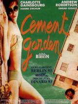 Превью постера #79546 к фильму "Цементный сад" (1993)