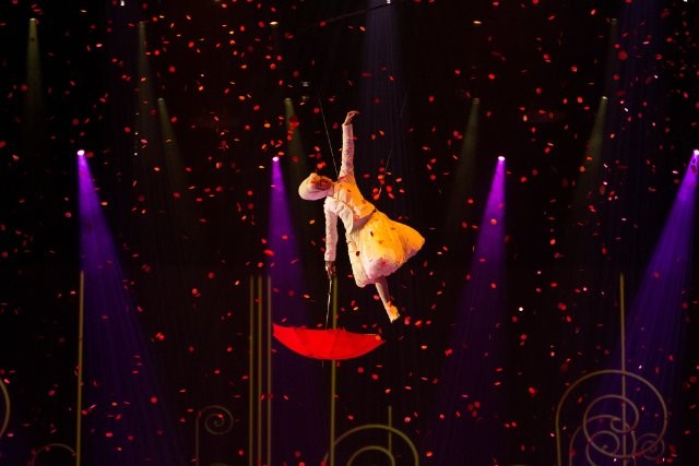 Cirque du Soleil: Сказочный мир в 3D: кадр N48249