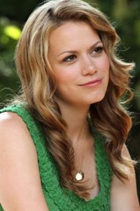 Бетани Джои Ленц / Bethany Joy Lenz