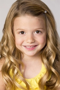 Хлоя Перрин (Chloe Perrin)