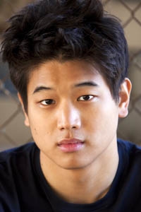 Ки Хонг Ли / Ki Hong Lee