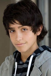 Лоренцо Джеймс Хенри / Lorenzo James Henrie