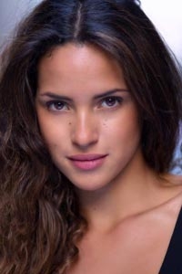 Адриа Архона / Adria Arjona