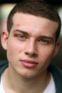 Оливер Старк (Oliver Stark)