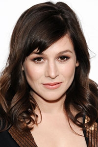 Яэль Стоун (Yael Stone)