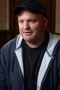 Дерек Кольстад (Derek Kolstad) Дерек Кольстад (Derek Kolstad)