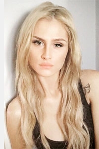Аманда Ри (Amanda Rea)