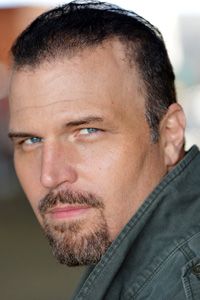 Джейсон Мэттью Смит (Jason Matthew Smith)