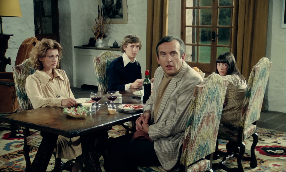 Фильм Игрушка (1976). Кадр N99099