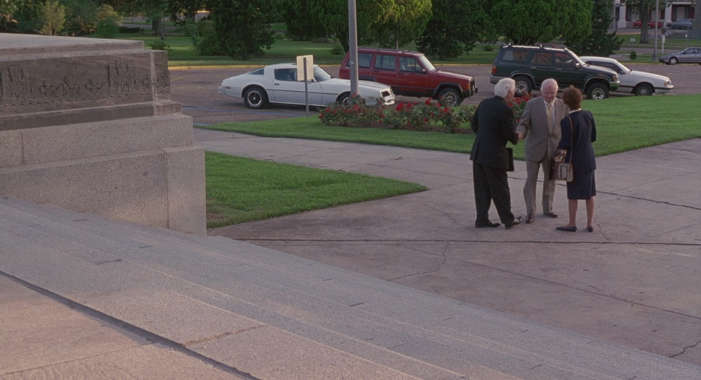 Фильм Мертвец идет (1995). Кадр N102456