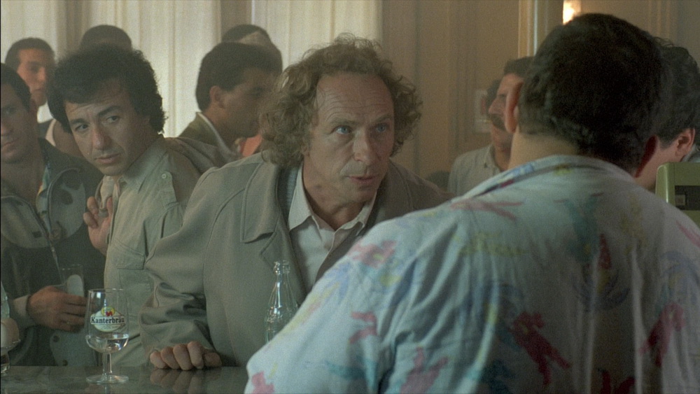 Фильм Беглецы (1986). Кадр N104111