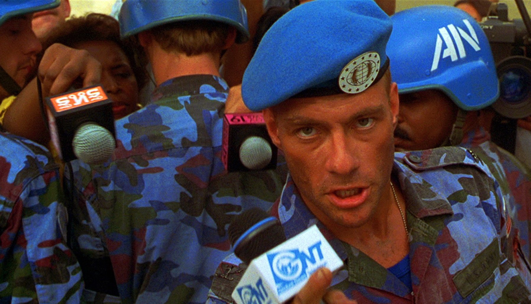 Фильм Уличный боец (1994). Кадр N106918