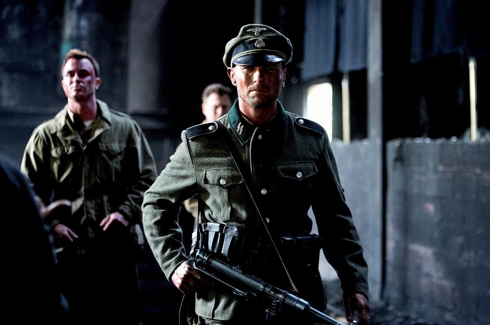 Фильм Боевые свиньи (2015). Кадр N109762