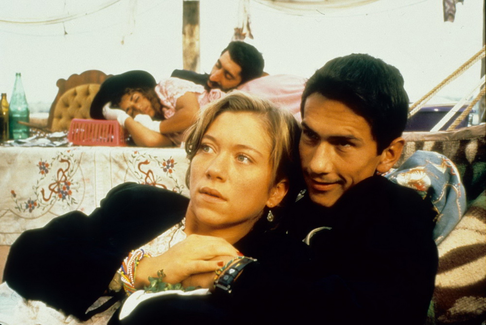 Фильм Черная кошка, белый кот (1998). Кадр N109971