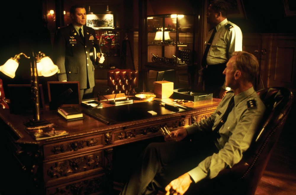 Фильм Генеральская дочь (1999). Кадр N112887