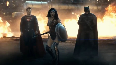 Трейлер №3 фильма "Бэтмен против Супермена: На заре справедливости"