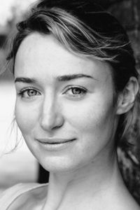Дирдри Маллинз (Deirdre Mullins)