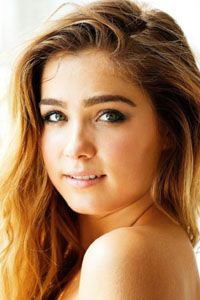 Хейли Лу Ричардсон (Haley Lu Richardson)