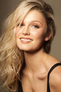 Лили Треверс / Lily Travers