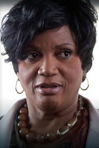 Анна Мария Хорсфорд (Anna Maria Horsford)