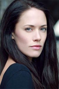 Сара Армстронг (Sarah Armstrong)