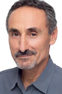 Тео Кумбис (Theo Coumbis)