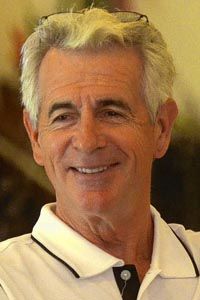 Джеймс Нотон (James Naughton)