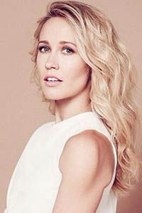 Анна Кэмп (Anna Camp)
