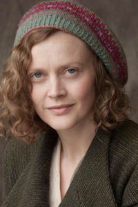 Симона Кирби (Simone Kirby)