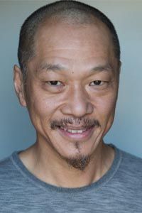 Перри Юнг (Perry Yung)