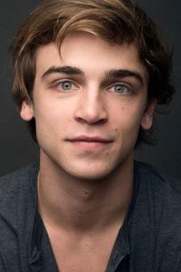 Шон Грандильо (Sean Grandillo)