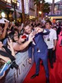 Крис Хемсворт на премьере фильма "Белоснежка и охотник 2" в Сингапуре