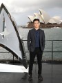 Джон Чо на премьере фильма "Стартрек 3: Бесконечность" в Сиднее