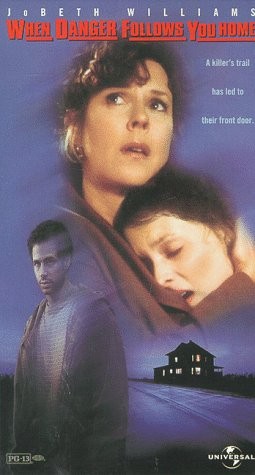 Когда опасность проводит тебя до дома / When Danger Follows You Home (1997) отзывы. Рецензии. Новости кино. Актеры фильма Когда опасность проводит тебя до дома. Отзывы о фильме Когда опасность проводит тебя до дома