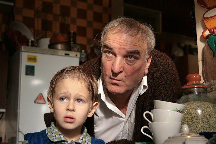 Фильм Похороните меня за плинтусом (2008). Кадр N117053
