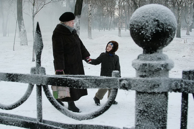 Фильм Похороните меня за плинтусом (2008). Кадр N117046