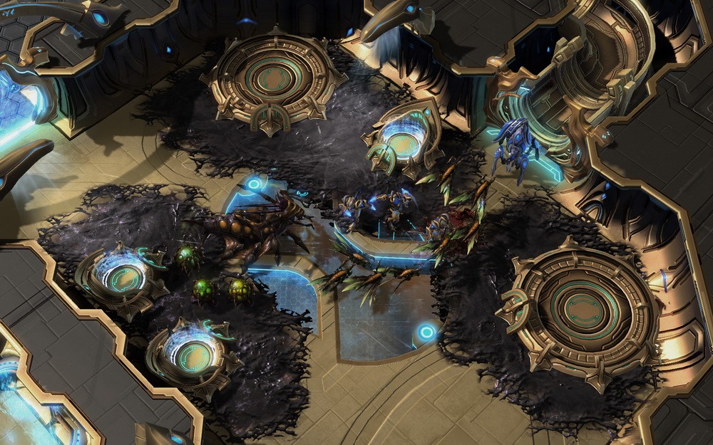 StarCraft II: Heart of the Swarm: кадр N120253