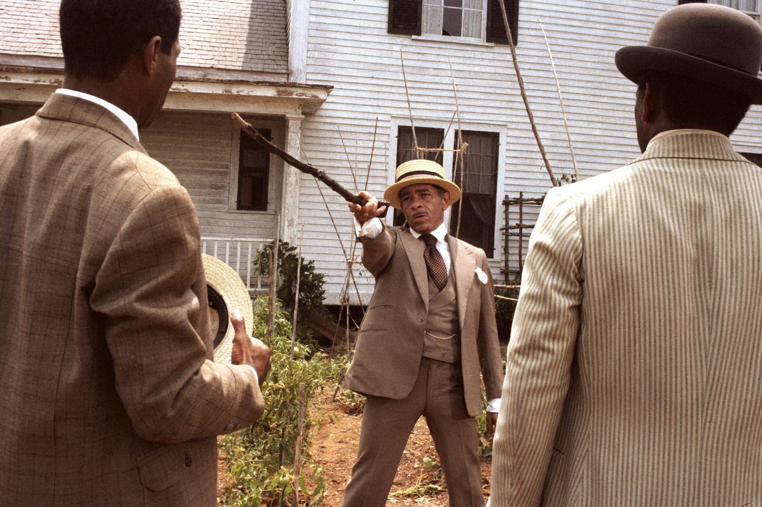 Фильм Цветы лиловые полей (1985). Кадр N123827