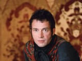 Превью кадра #120899 из фильма "Ярмарка тщеславия"  (2004)