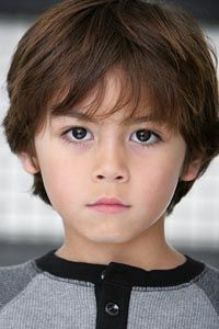 Лиам Джеймс Рамос (Liam James Ramos)