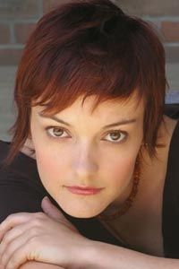 Сара Леджер (Sara Leger)