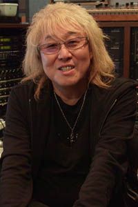Кэндзи Кавай (Kenji Kawai) Кэндзи Кавай (Kenji Kawai)