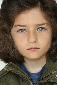 Санни Сулджик (Sunny Suljic)