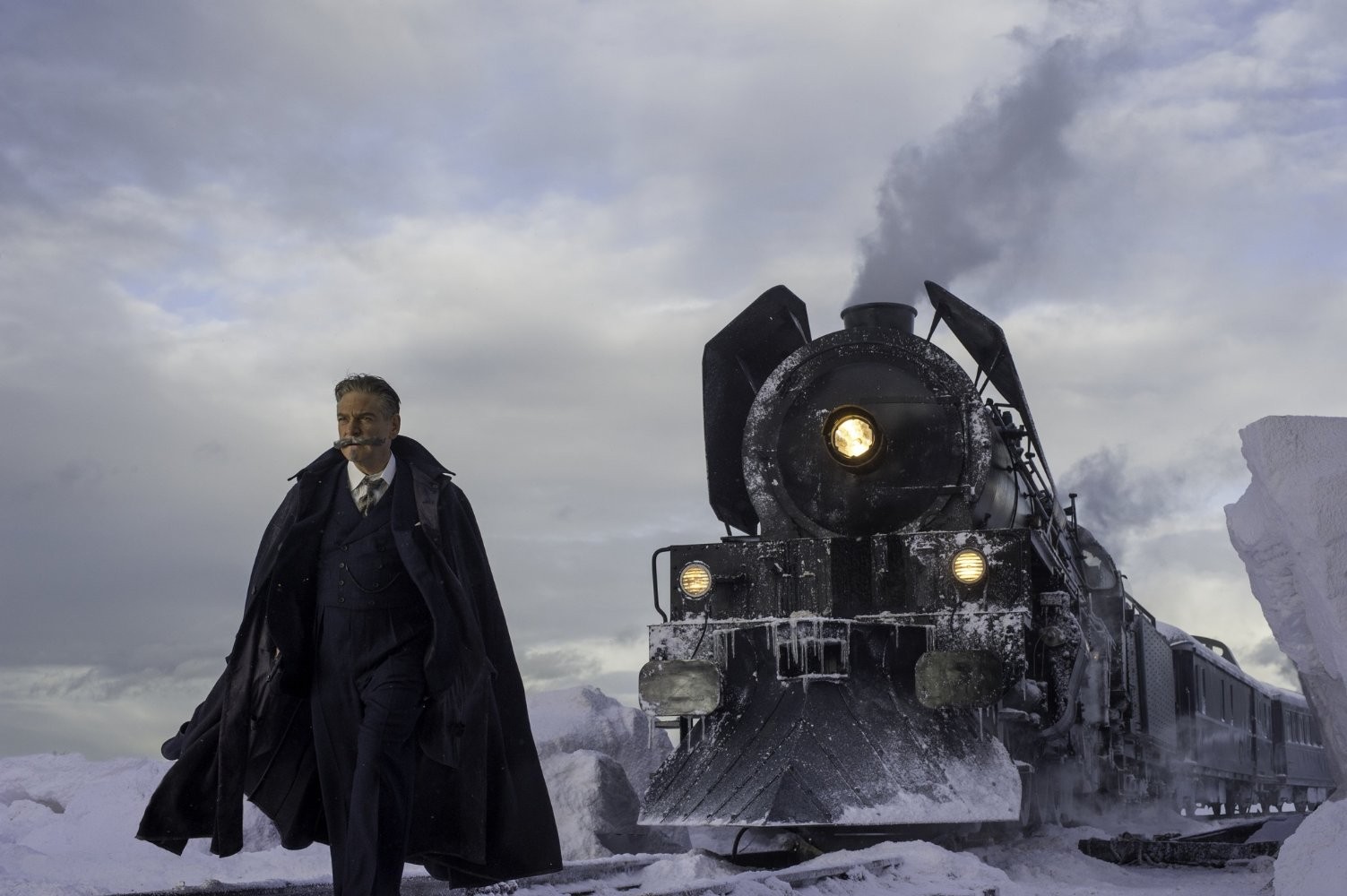Фильм Убийство в Восточном экспрессе (2017). Кадр N137035