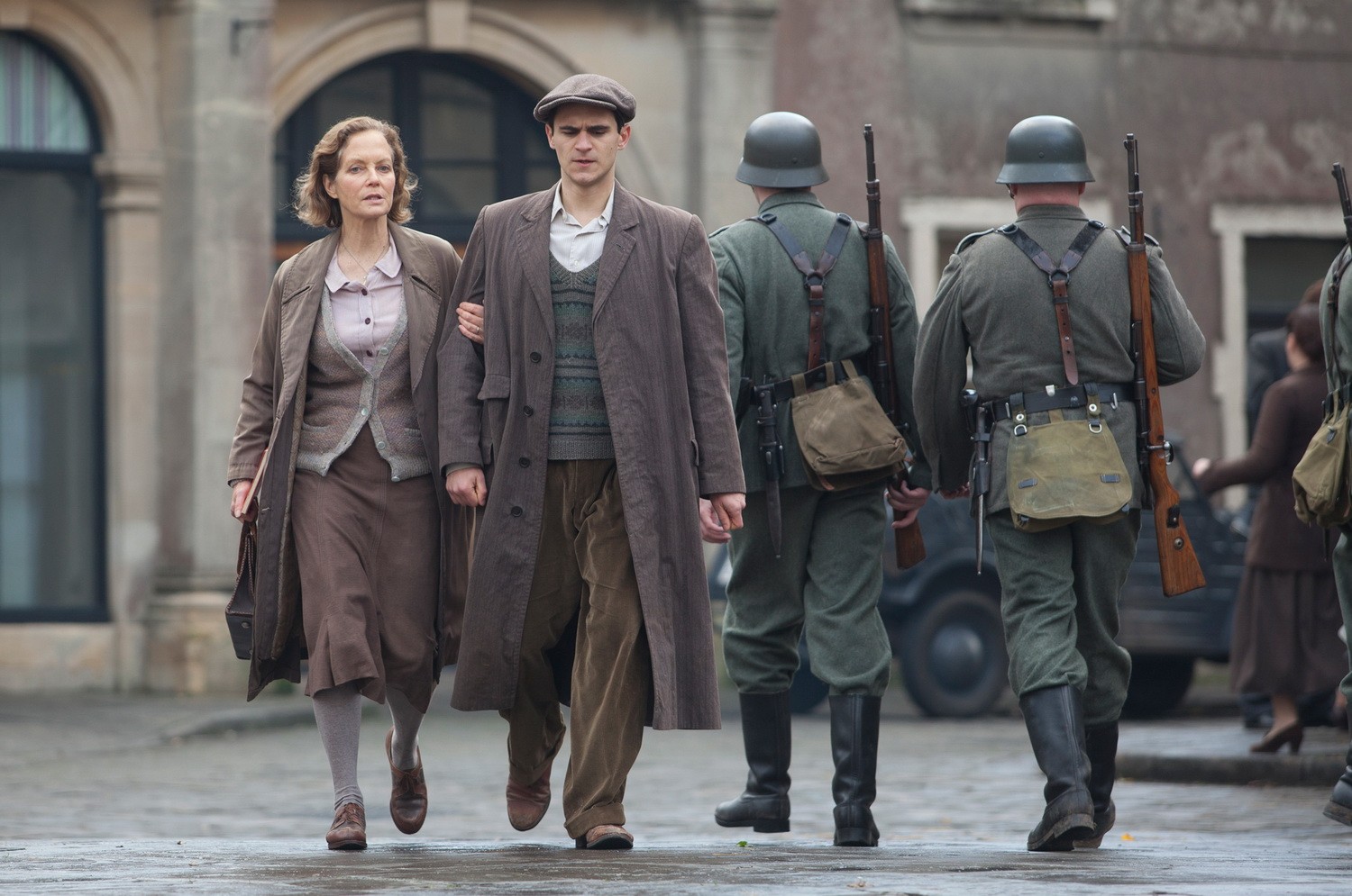 Фильм Сын другой матери (2017). Кадр N138740