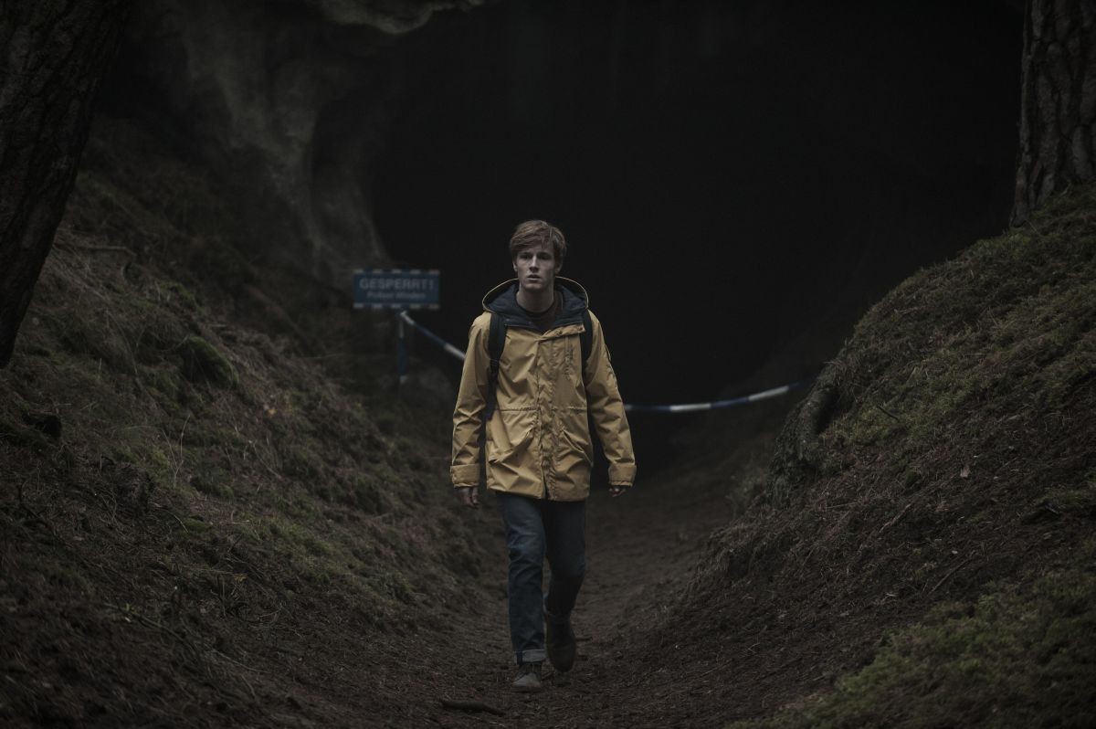 Сериал Тьма (2017-2020). Кадр N141194
